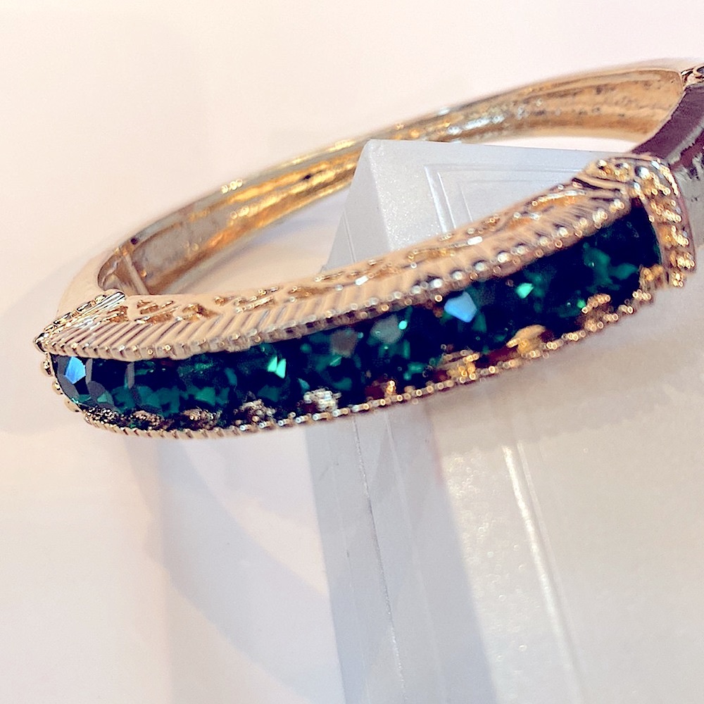 PALM BEACH BY SETA HINGE BRACELET EMERALD GREEN RHINESTONE GOLD Tone ESTATE FIND